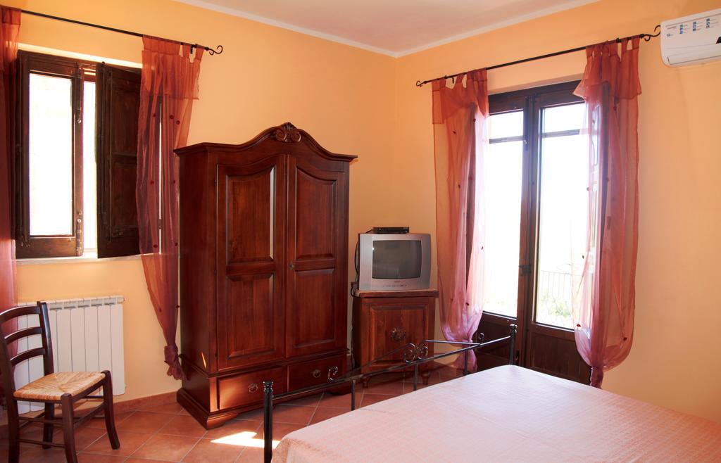 L'uliveto foto 18