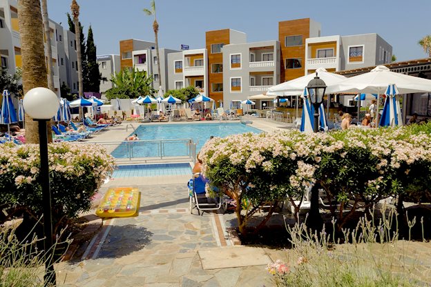 Kefalos Damon Hotel Apartments in Paphos - foto 4