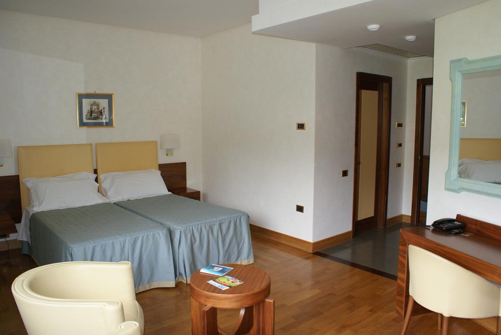 Solofra Palace foto 7