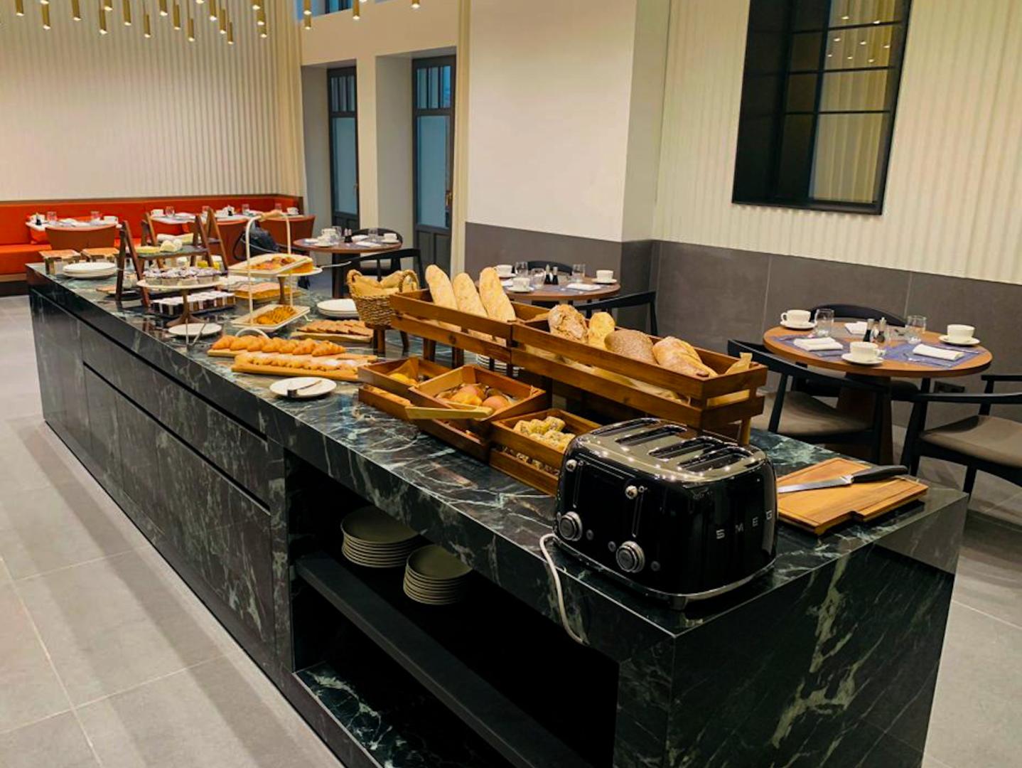 Kozmo Hotel Suites & Spa foto 13