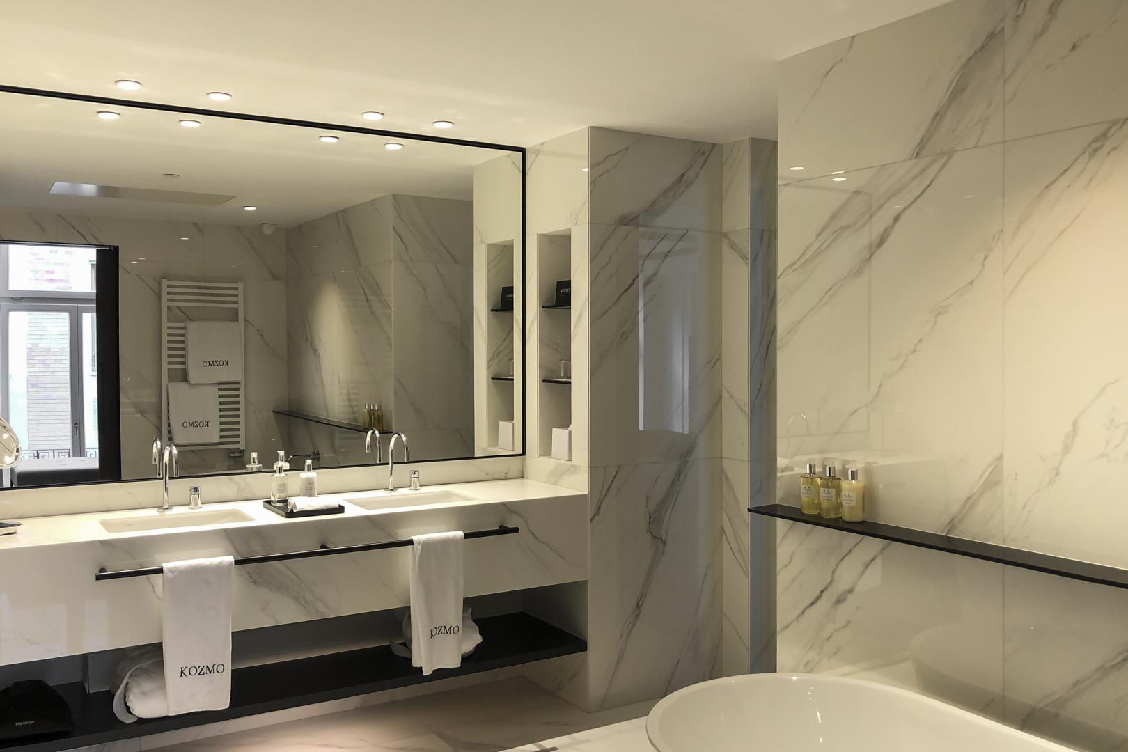 Kozmo Hotel Suites & Spa foto 12