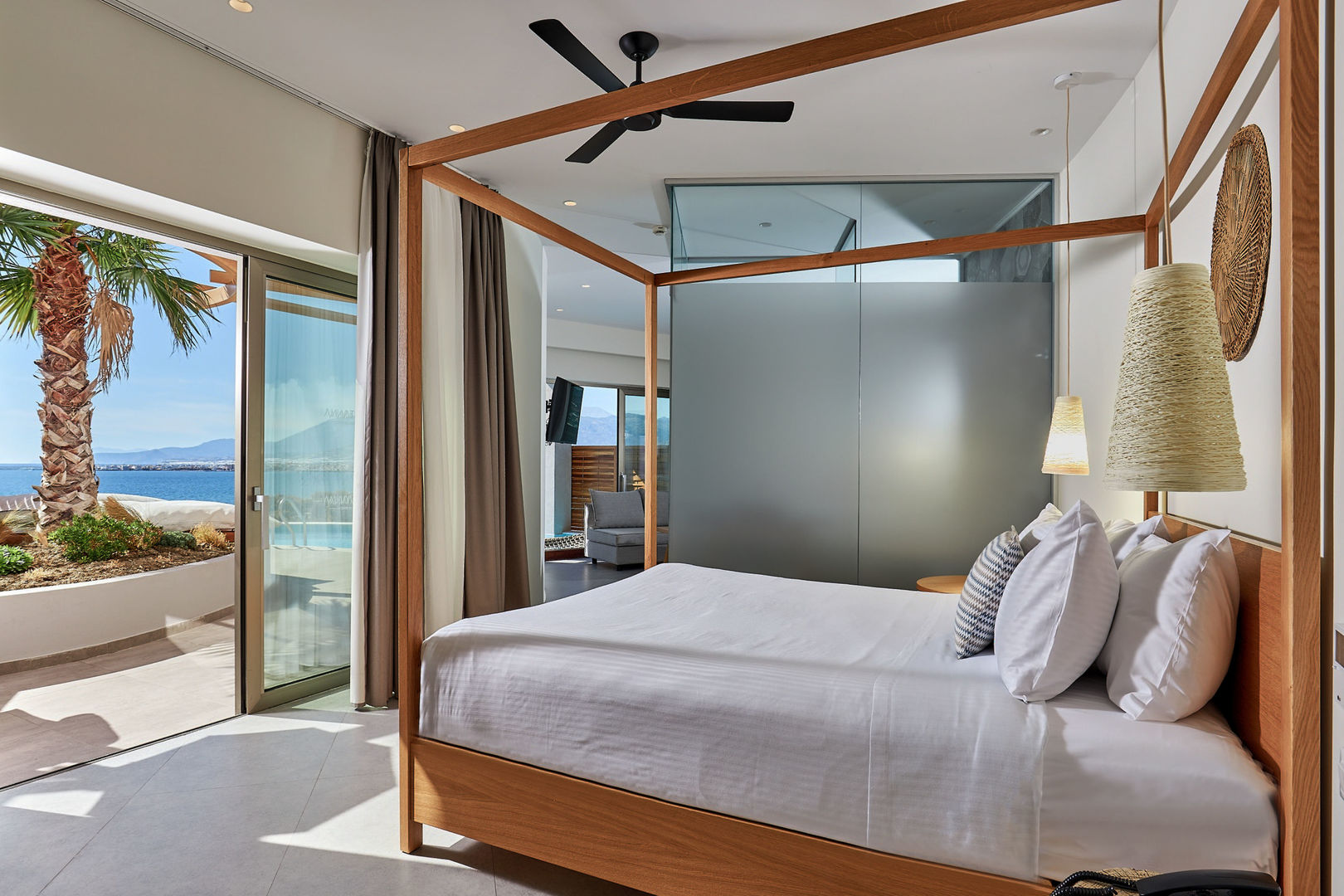 Enorme Santanna Beach image 1