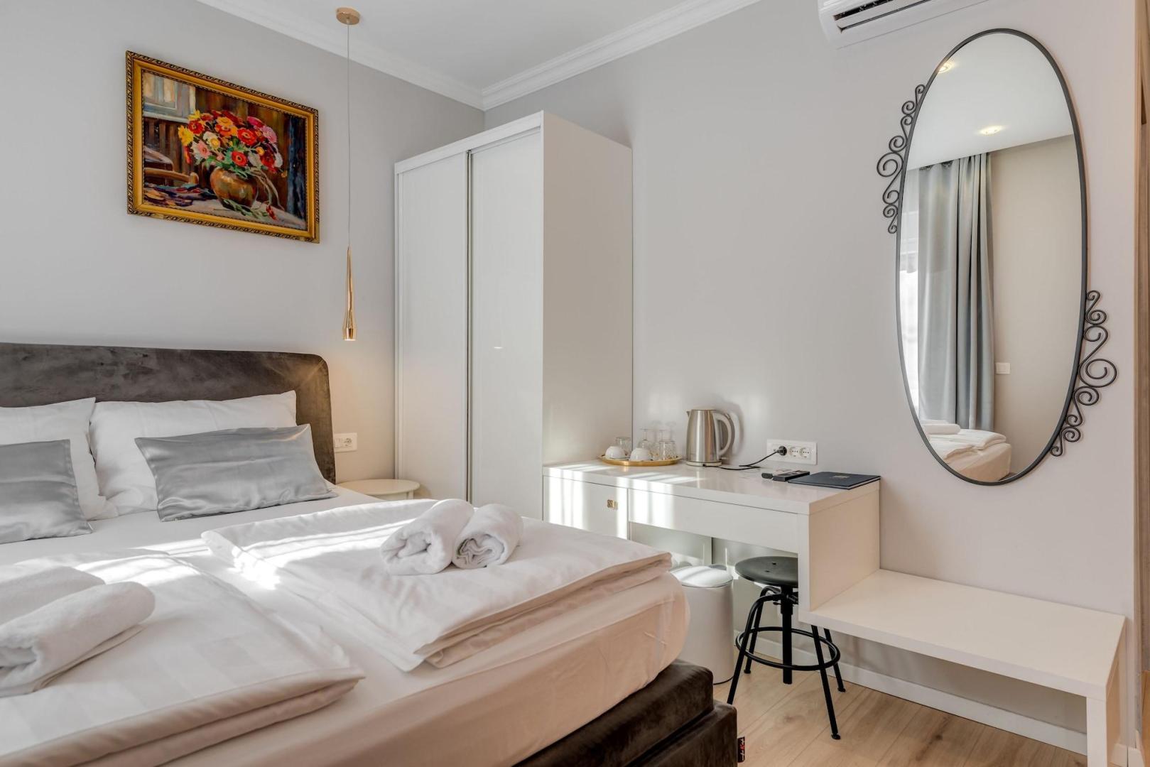 Kamer met tweepersoonsbed — Piano Suites