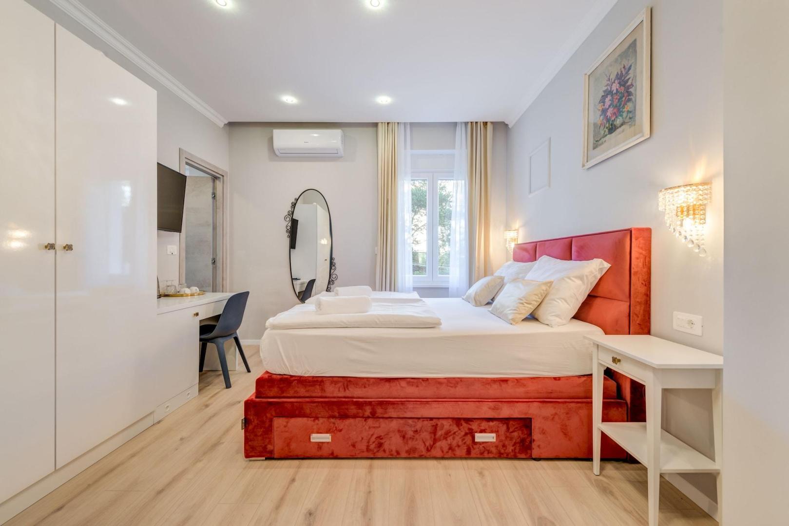 Kamer met tweepersoonsbed — Piano Suites