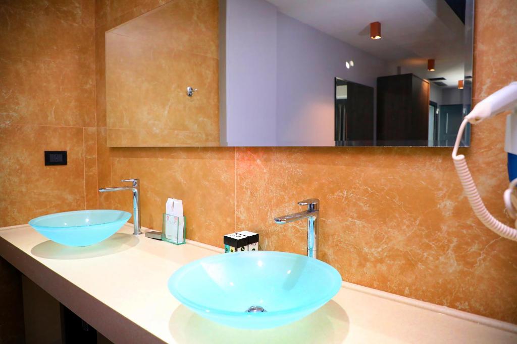 A&G Hotel image 1