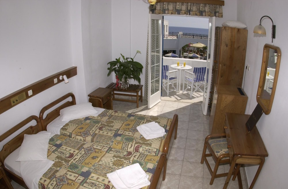 Levante Beach Hotel foto 4