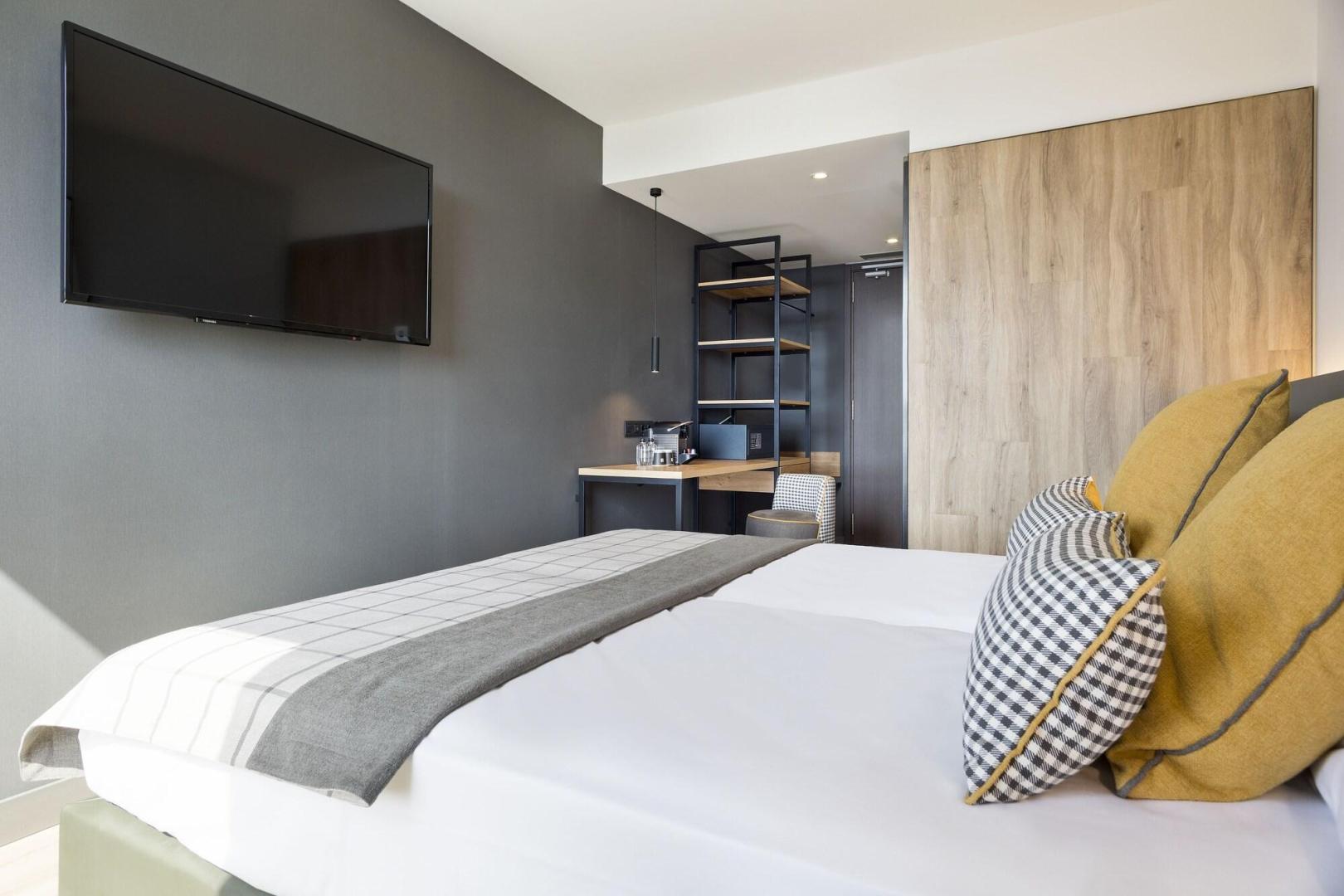 Hotel Acta Voraport image 1
