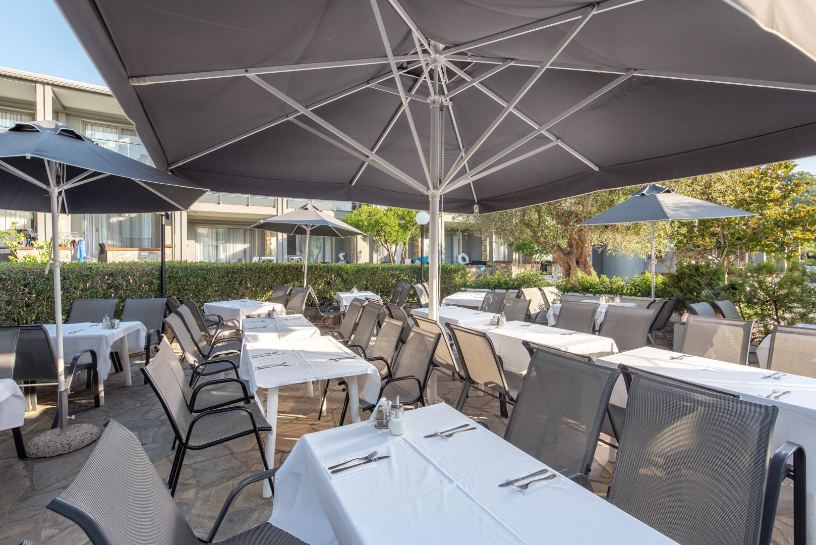Dionysos Hotel & Suites foto 12