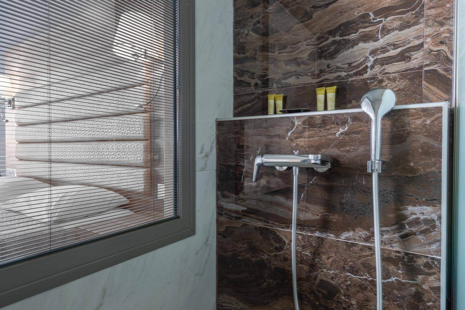 Dionysos Hotel & Suites foto 30