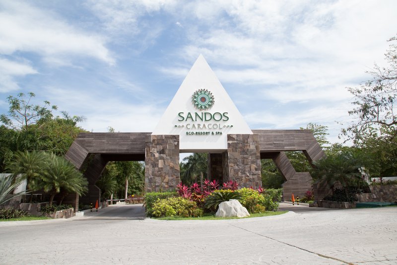 Sandos Caracol Nature Resort & Water Park.