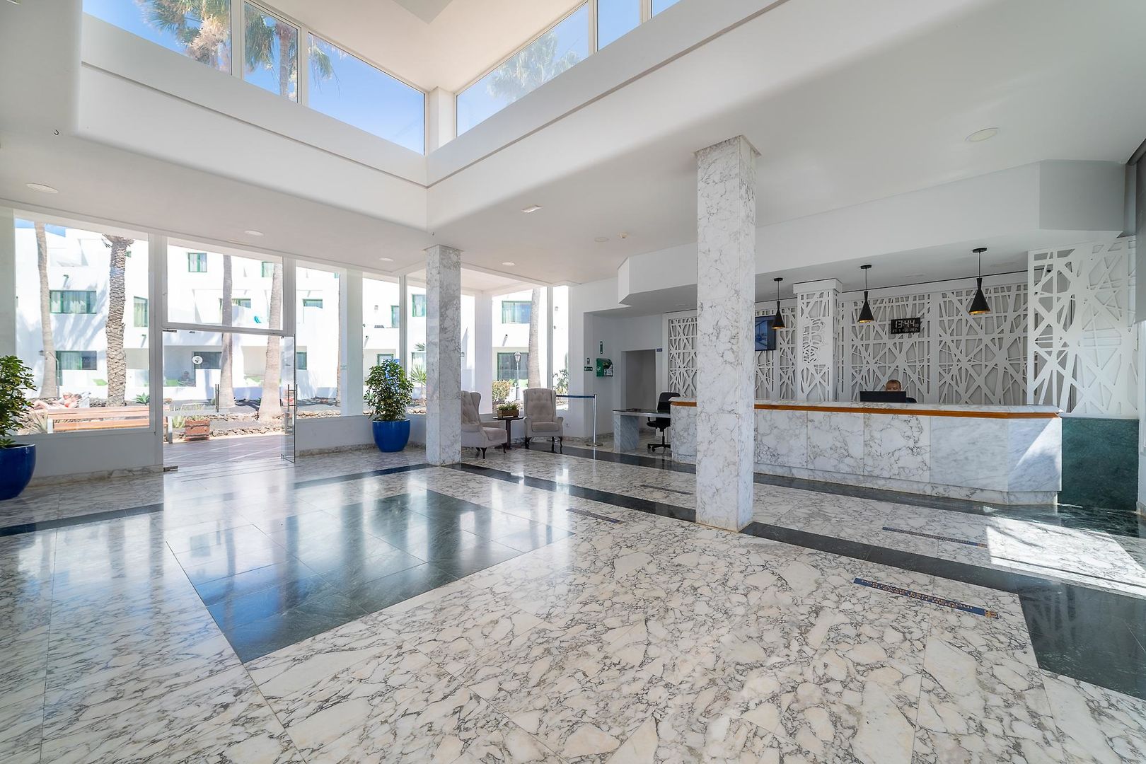 Galeón Playa by SeaSense Hotels image 1