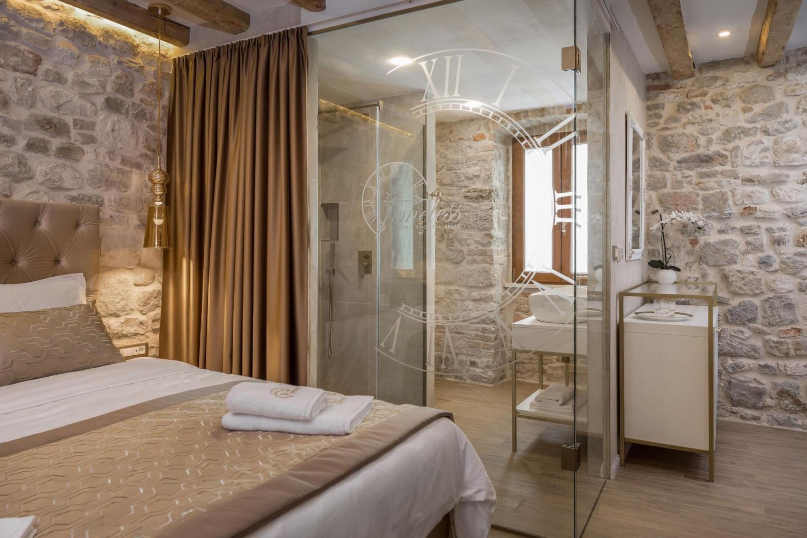 Kamer met tweepersoonsbed — Le Premier Rooms