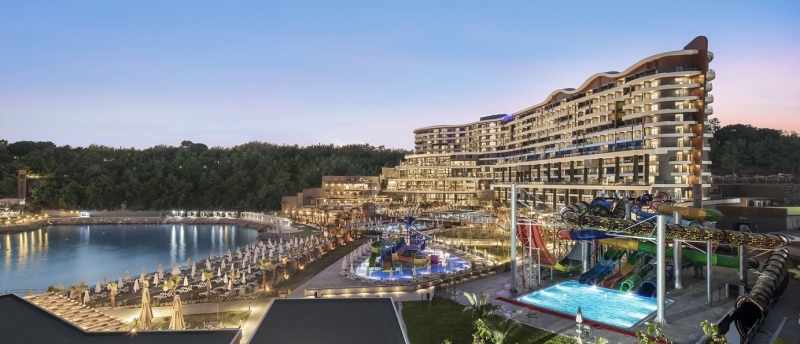 Mylome Luxury Hotel & Resort image 1