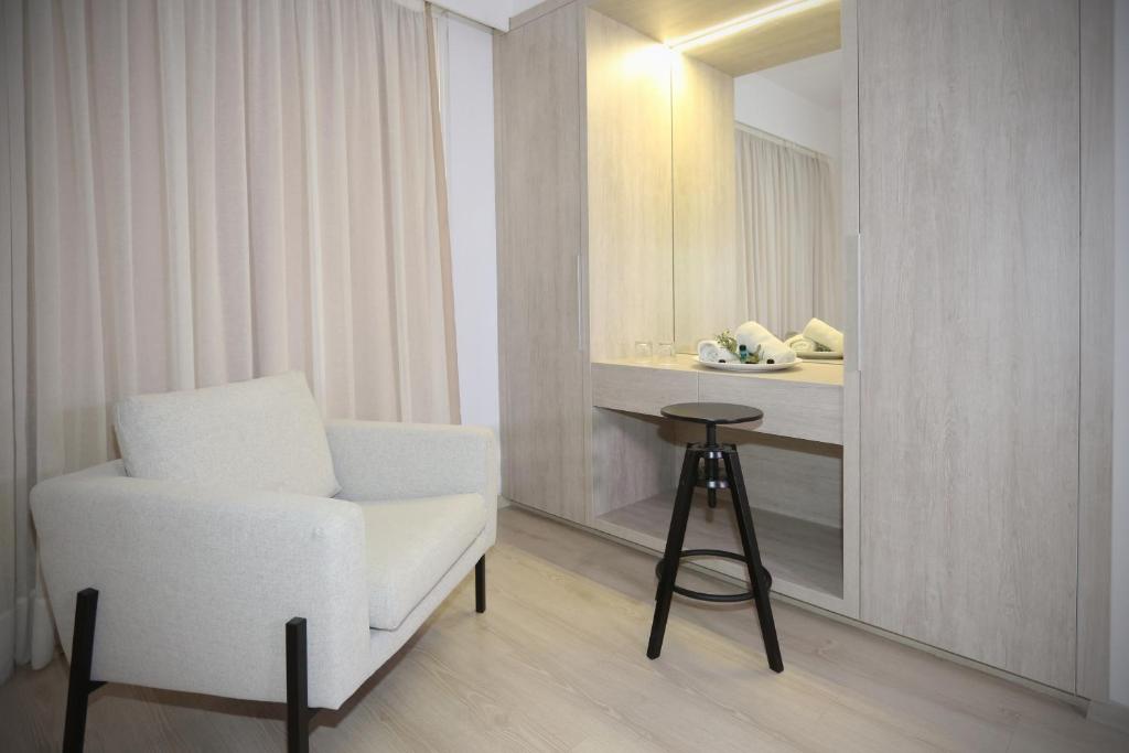 Pier Beach Hotel Apts foto 9