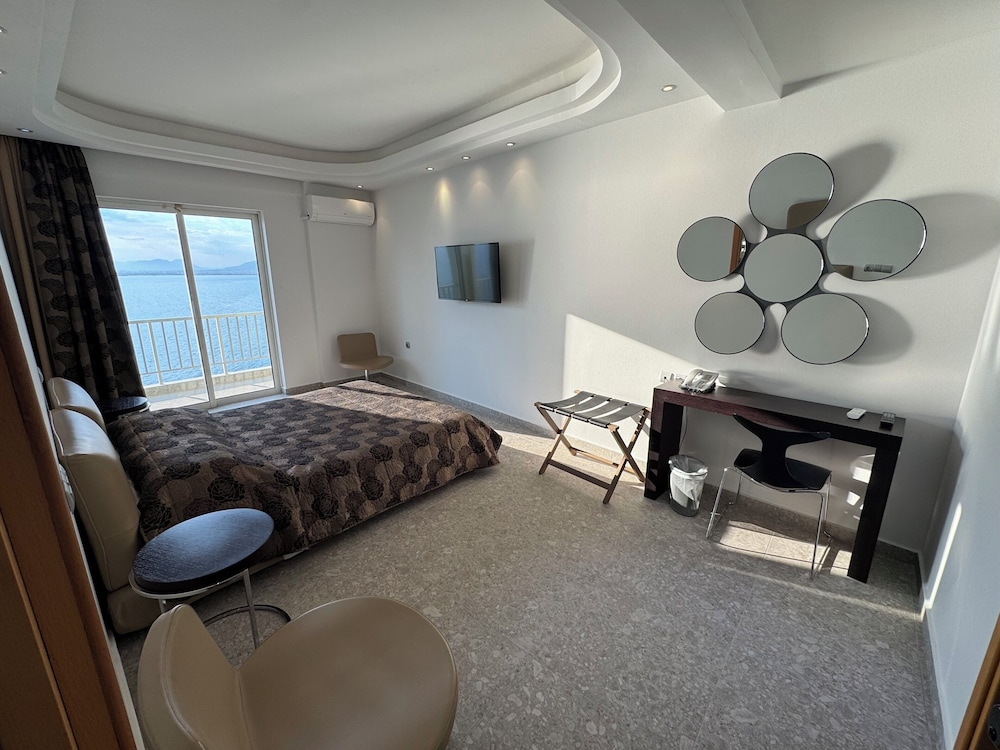 Messinian Bay Hotel foto 32