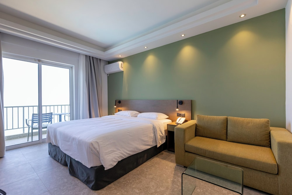Messinian Bay Hotel foto 26
