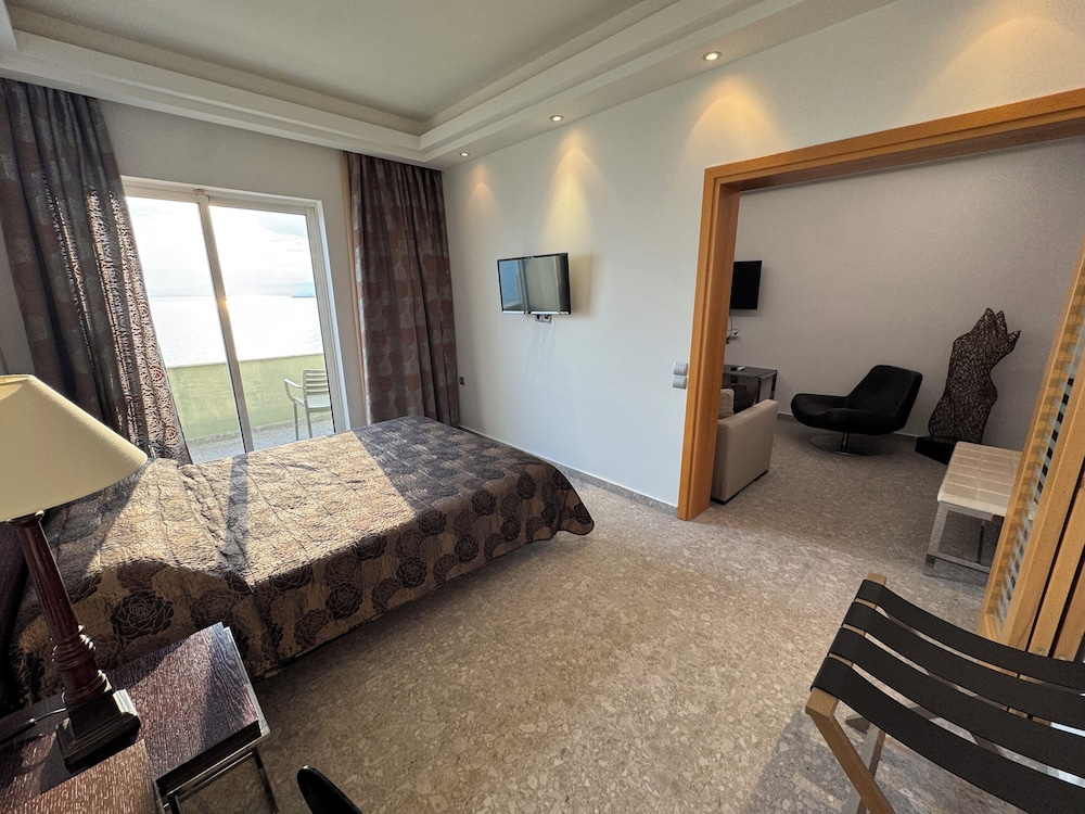 Messinian Bay Hotel foto 42