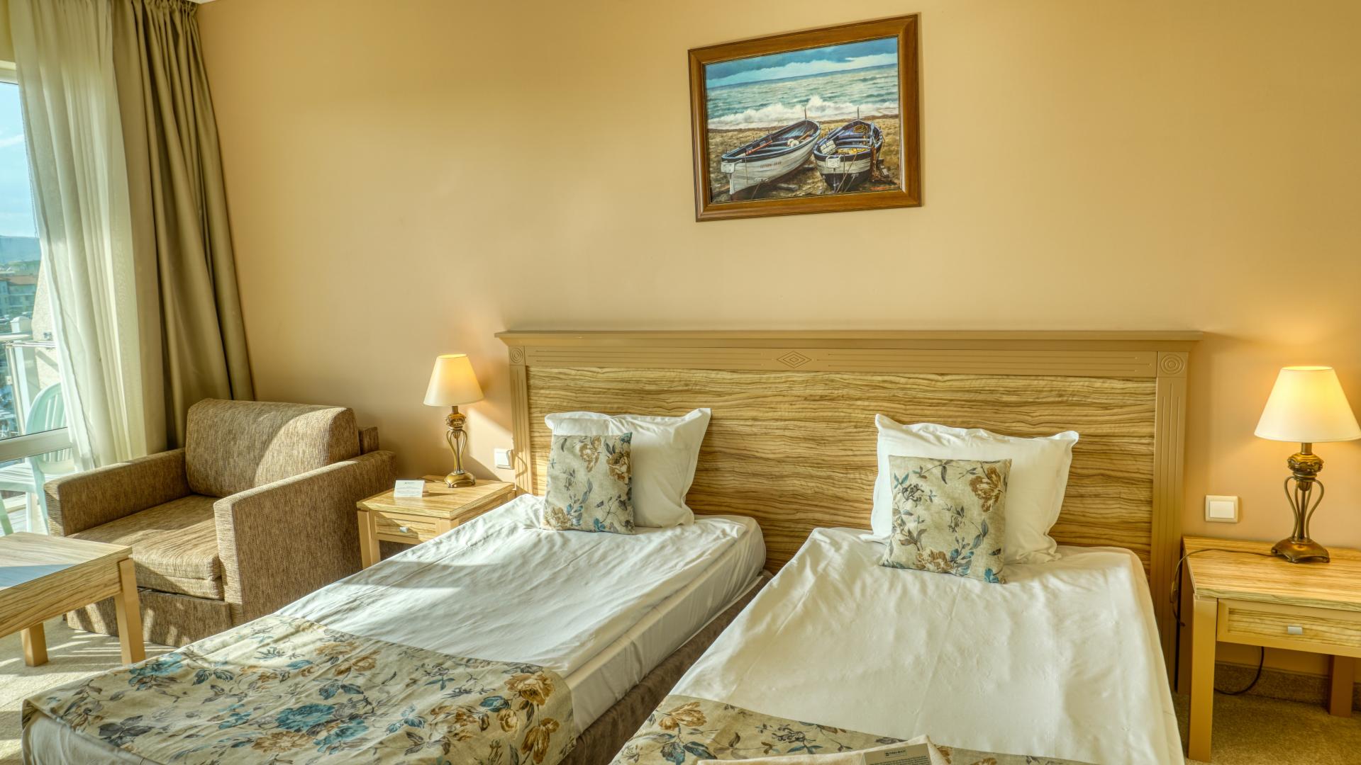 DIT Evrika Beach Club Hotel foto 10