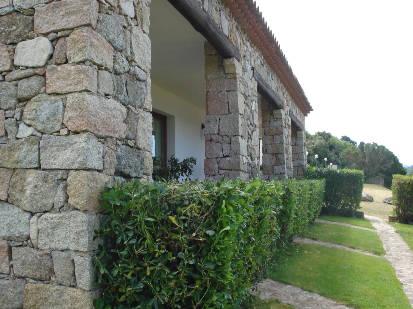 Hoofdingang van het hotel — Hotel Relais Valkarana