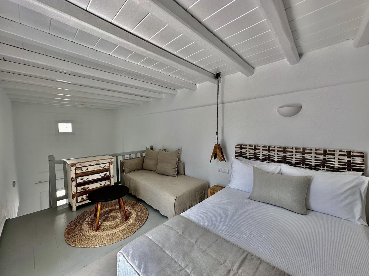 Sofos Suites Mykonos image 1