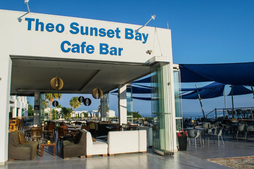 Theo Sunset Bay Hotel foto 19