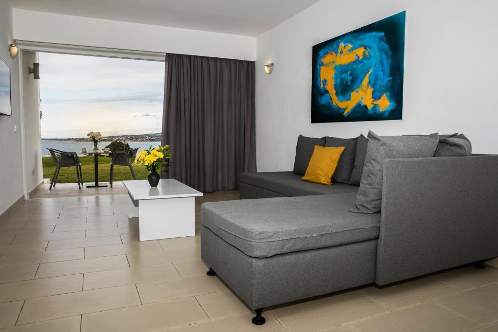 Theo Sunset Bay Hotel foto 15