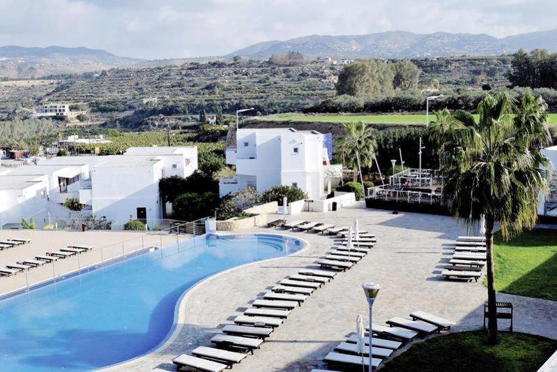 Theo Sunset Bay Hotel in Paphos - foto 2