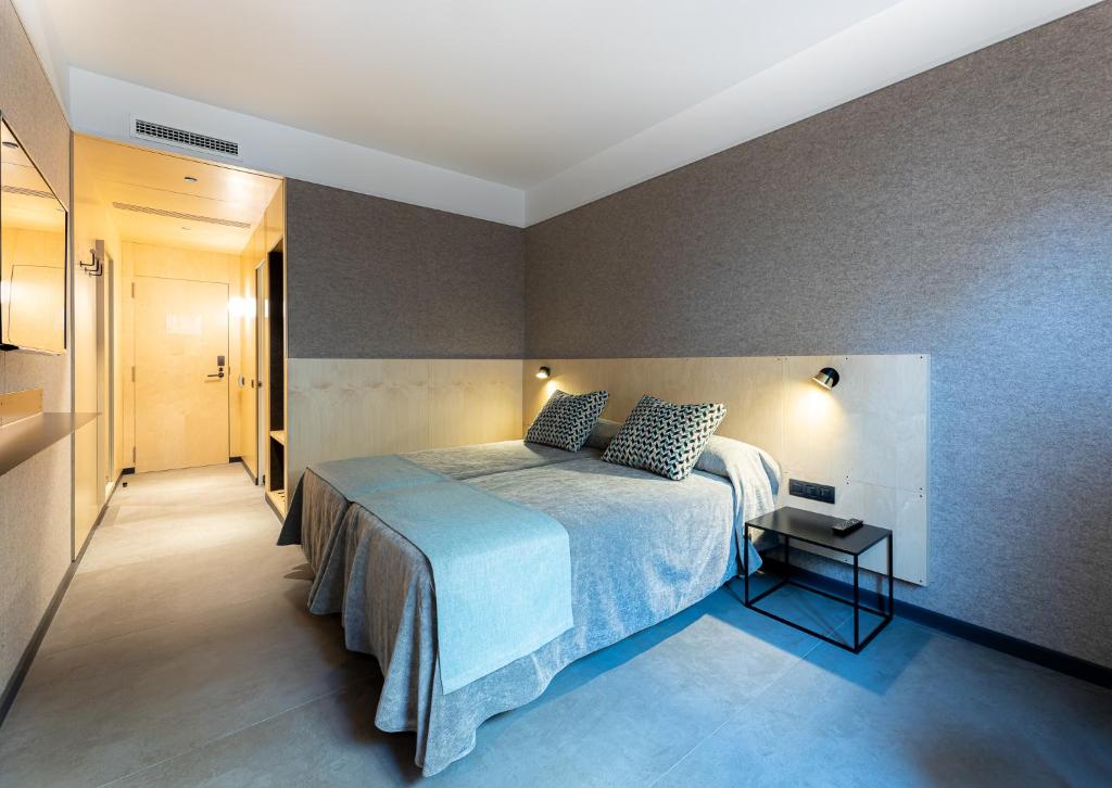Raval House image 1