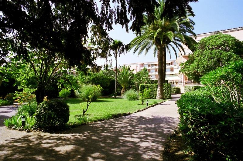 Zenitude Hôtel-Résidences - Le Cannet image 0