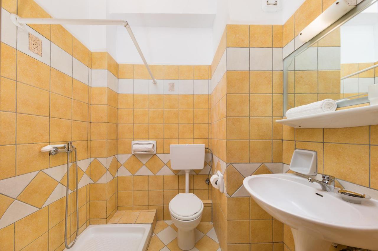 Hotel Lefkimi in Kávos - foto 3