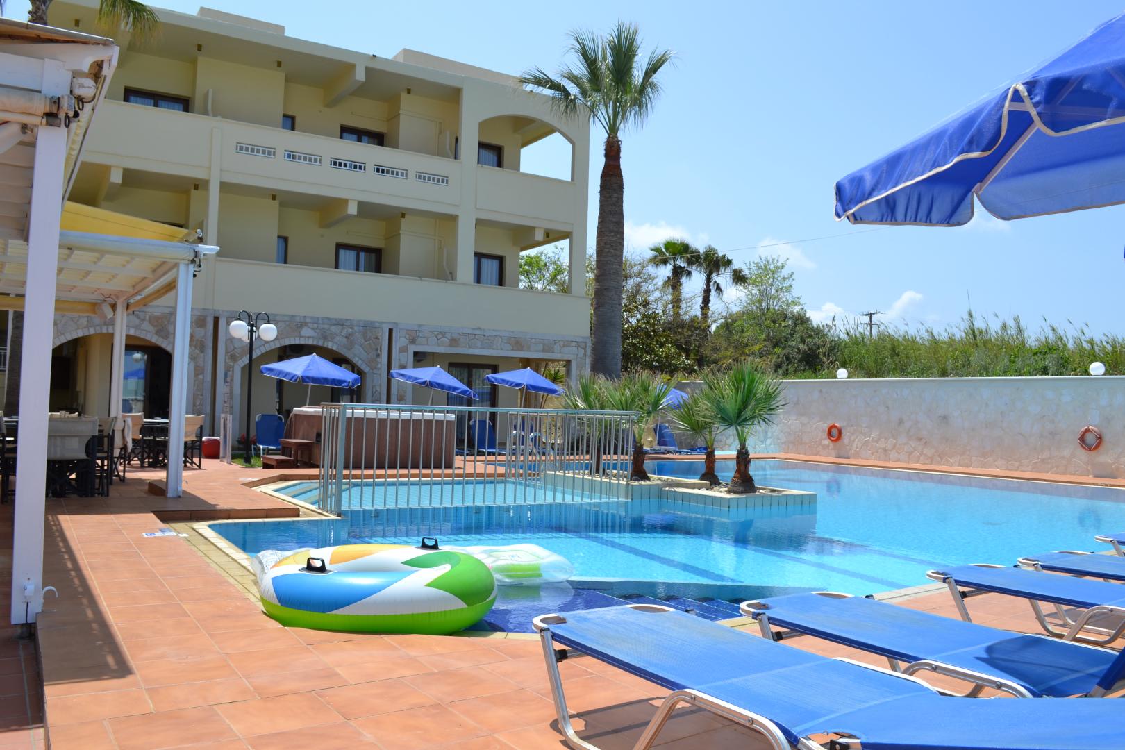 Sunny Suites Apartments foto 13