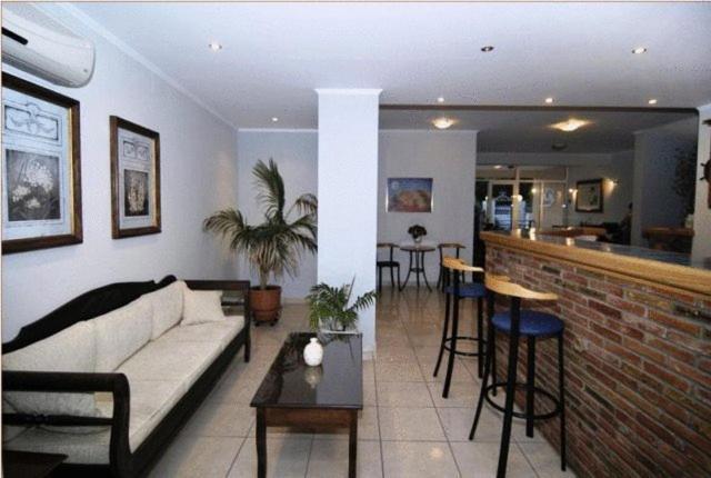 Dias Hotel & Apartments in Stalis - foto 4