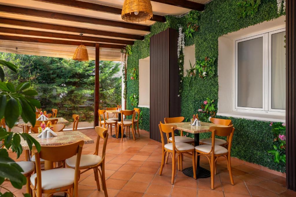 City Plus Rhodes Hotel image 3