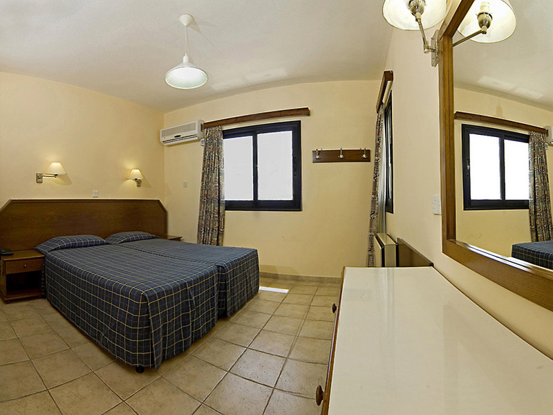 Tasia Maris Oasis image 0