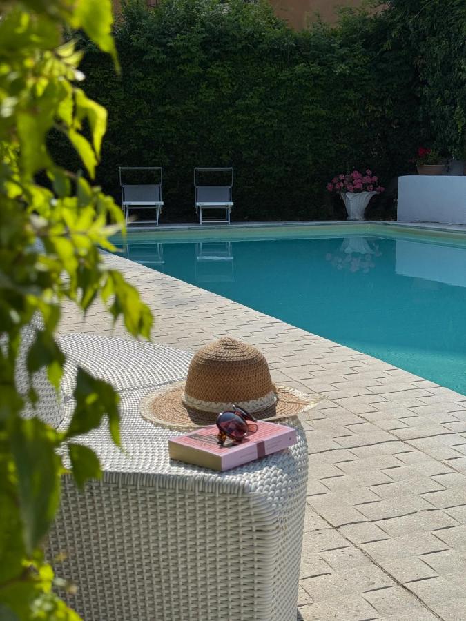 Grand Terme.