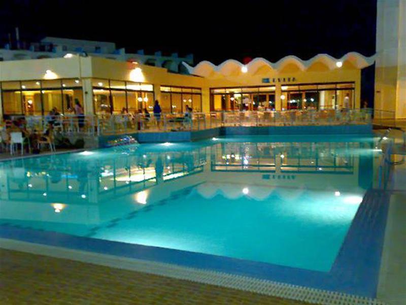 Evi Hotel foto 13