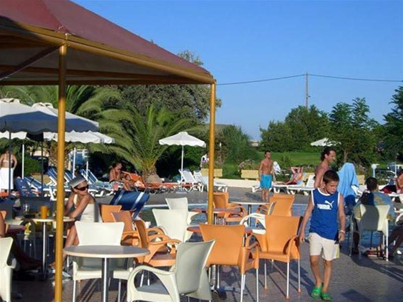Evi Hotel image 1