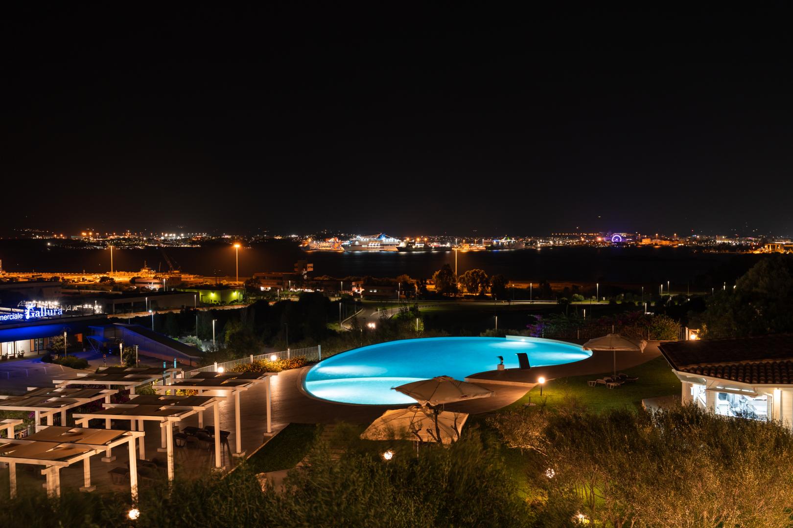 Skyline-uitzicht over de stad — Hotel dP Olbia - Sardinia