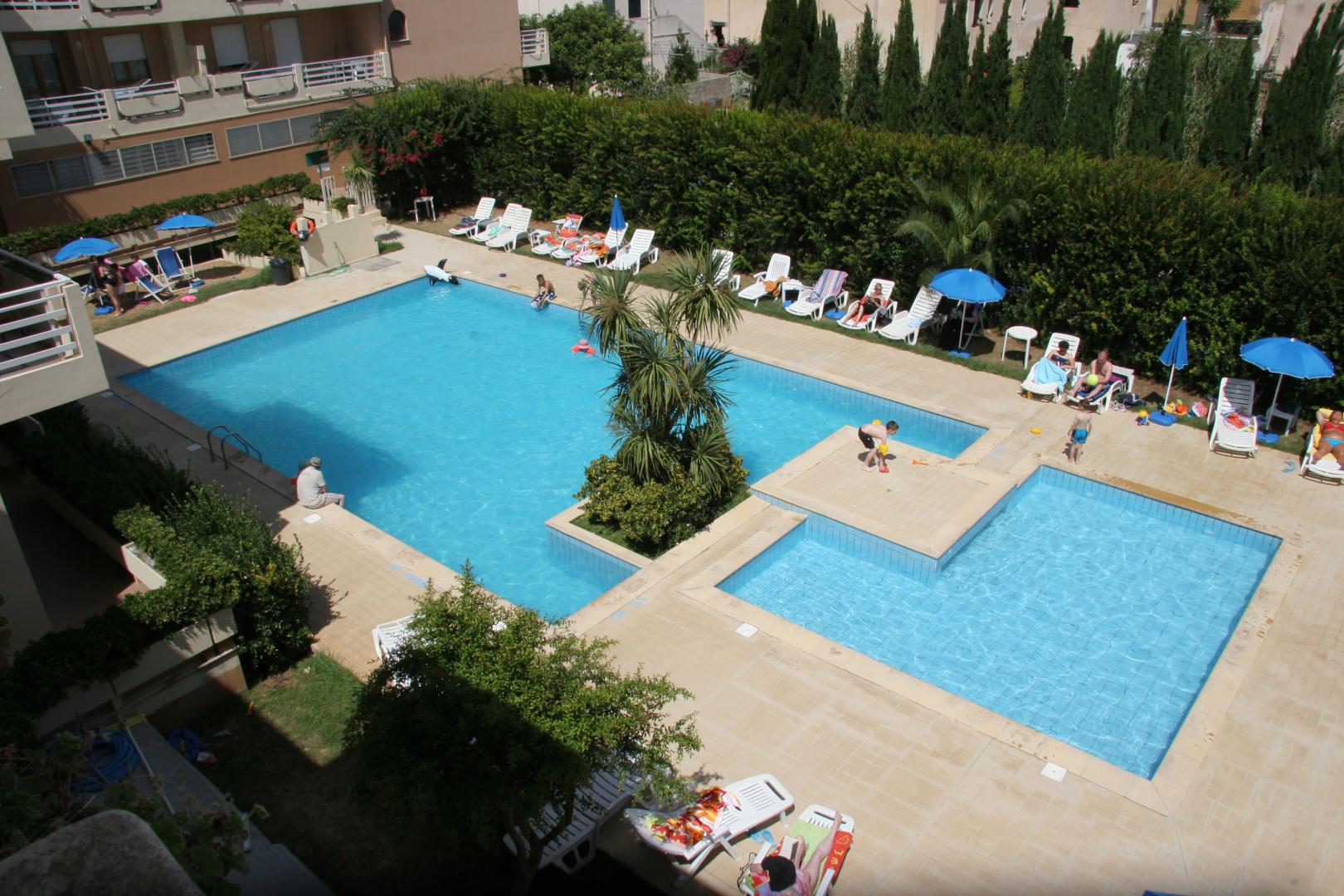 Main image