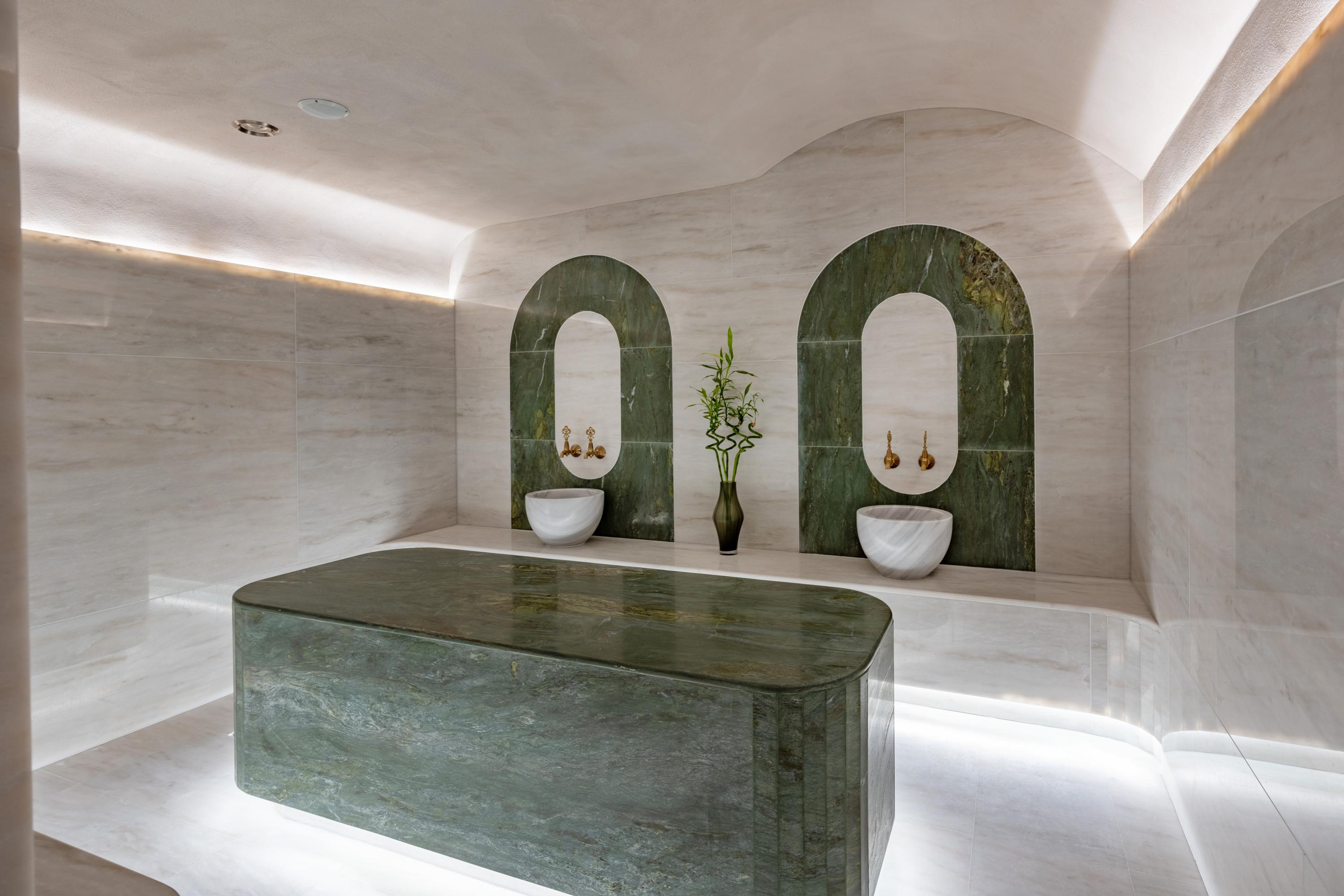 Minos Ambassador image 2