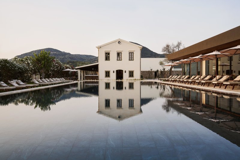 The Olivar Suites image 0