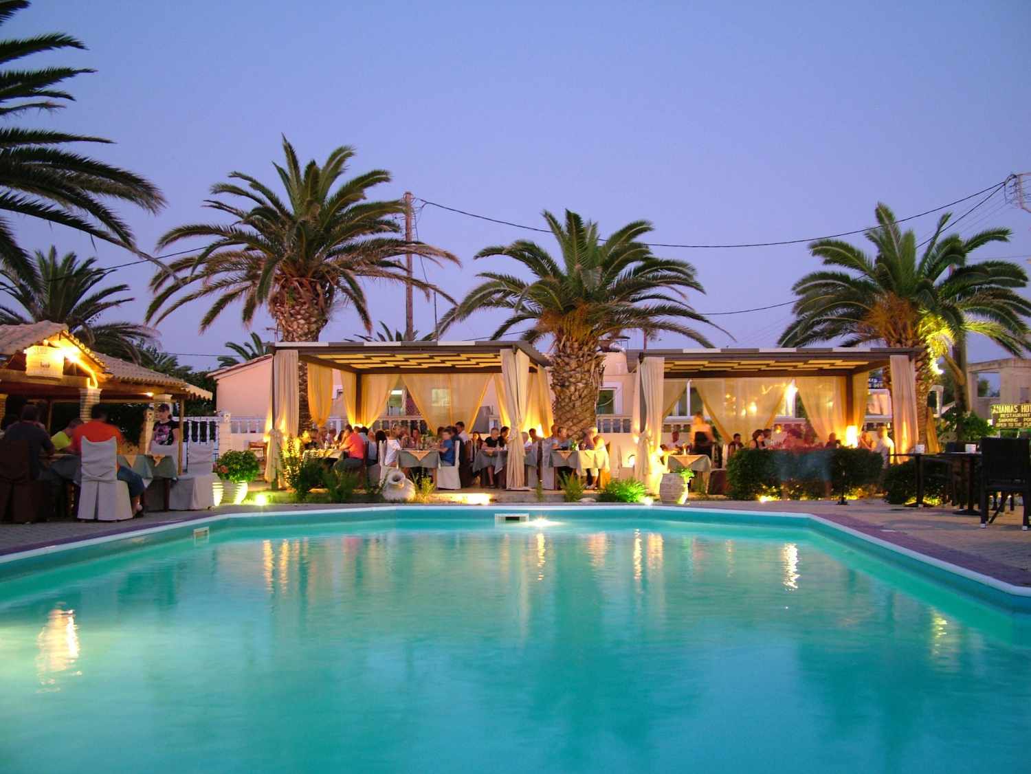 Blue Sea Hotel image 1