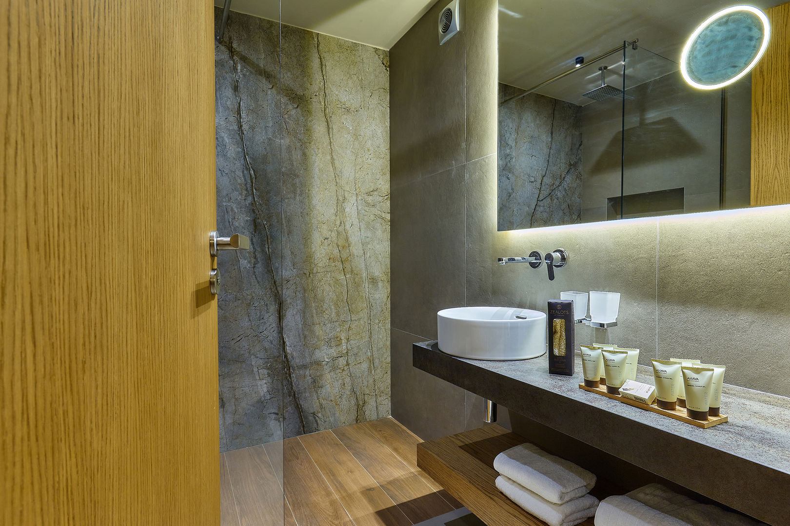 Castello Infinity Suites foto 16