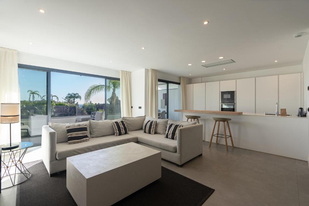 Estepona Holiday Hills image 3