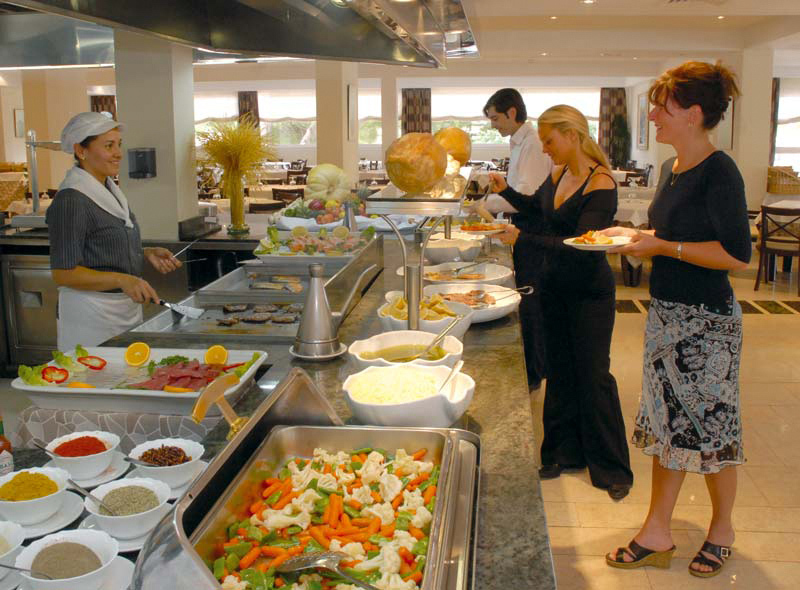 Beach Club Font de Sa Cala image 3