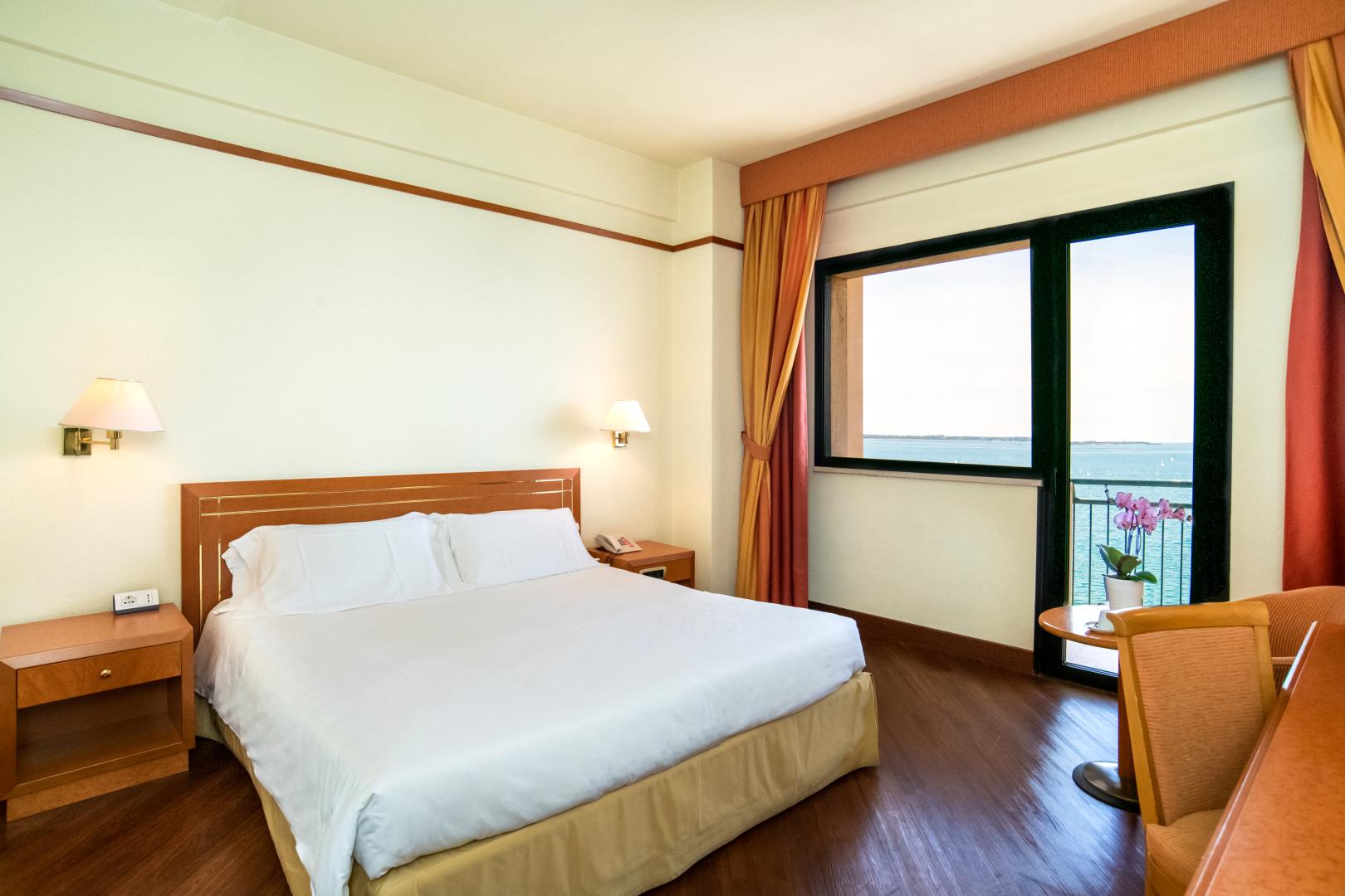 Hotel Delfino Taranto foto 25