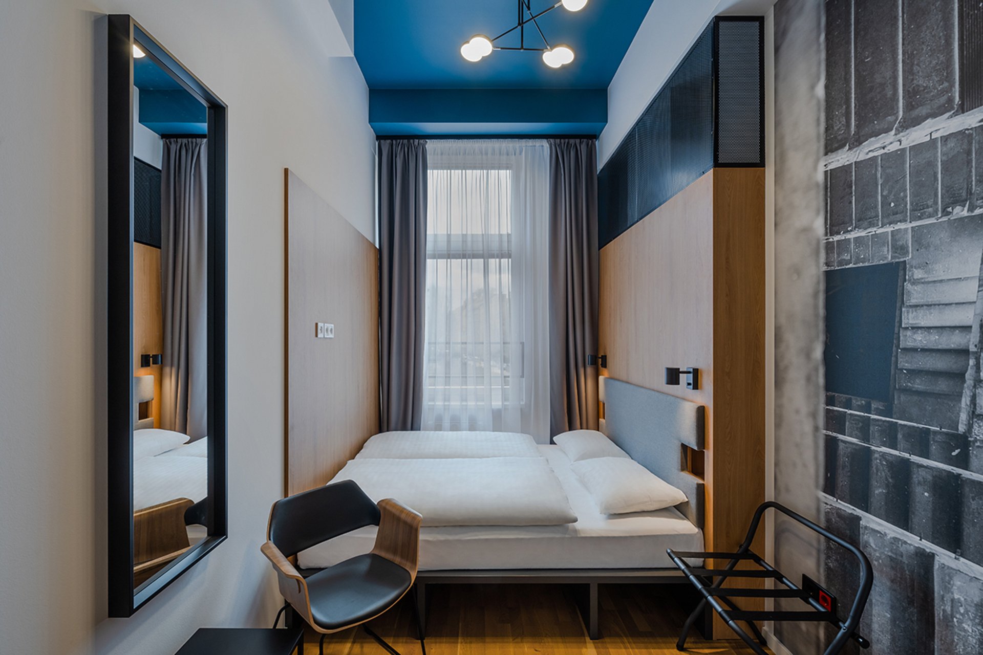 Dean’s Home Budapest image 2