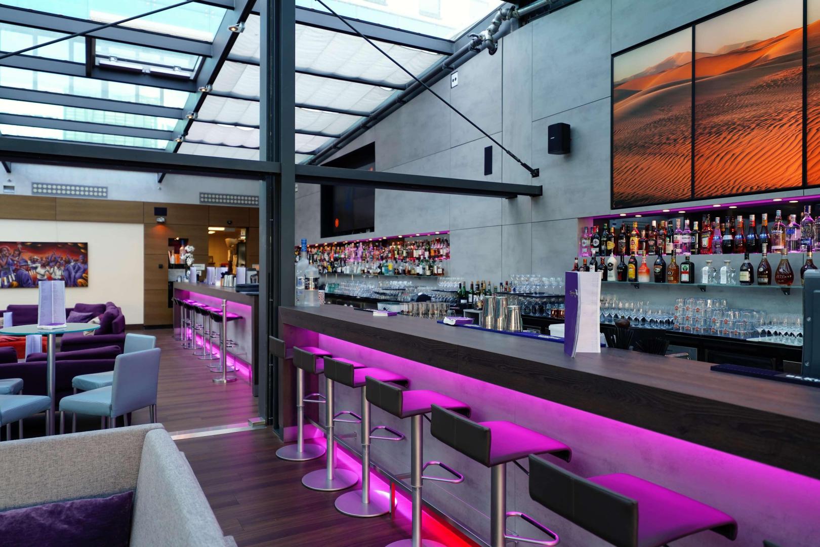Park Inn by Radisson Berlin Alexanderplatz image 3