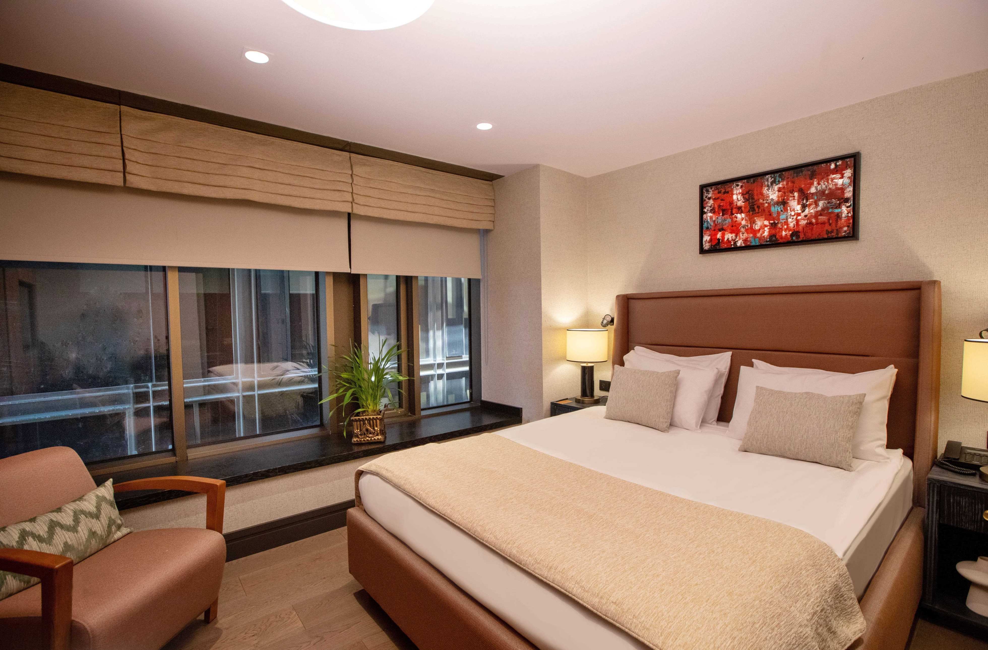 Root Karakoy image 2