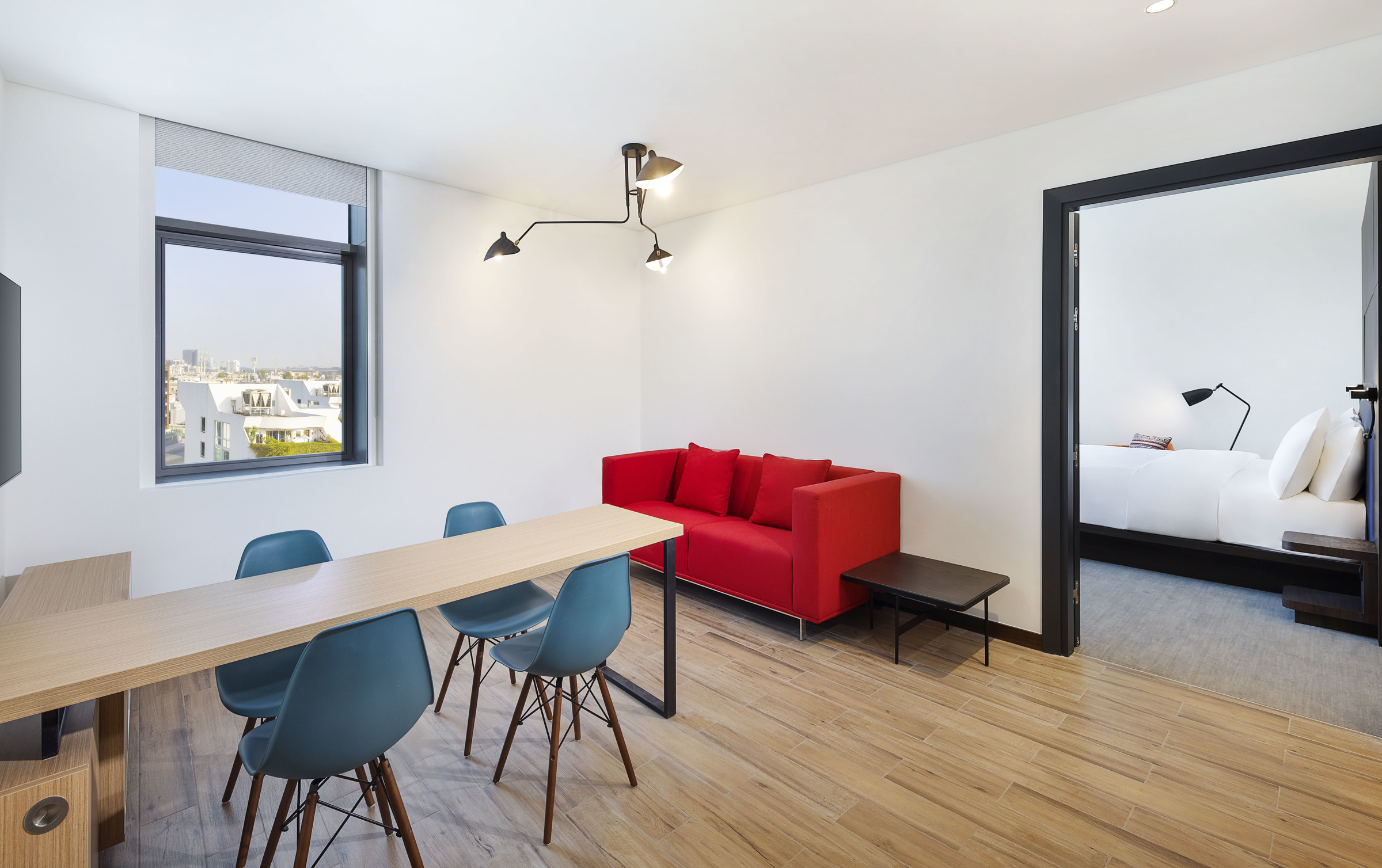 Aloft Dubai Airport image 2